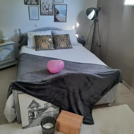 La Maison De Marie Nocleg ze śniadaniem Binche