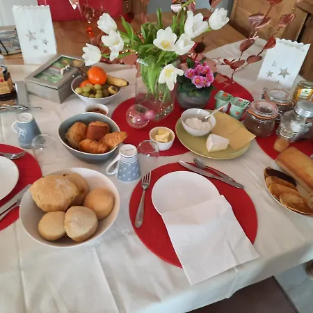 La Maison De Marie Couette-café Binche
