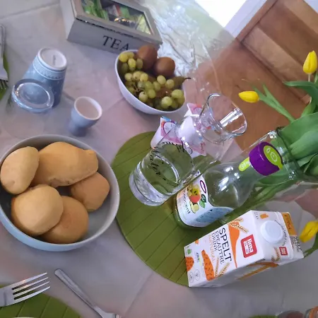 Nocleg ze śniadaniem La Maison De Marie *